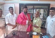 പാളയം ഇമാമിന് നാഷണൽ ലീഗ് സംസ്ഥാന കമ്മിറ്റിയുടെ ആദരം