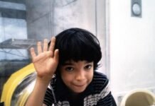 ‘ബബിൾ ബോയ് ’ ഡേവിഡ് വെറ്റർ; പ്ലാസ്റ്റിക് കുമിളയിൽ ജീവിച്ച ബാലന്റെ ഹൃദയഭേദക കഥ