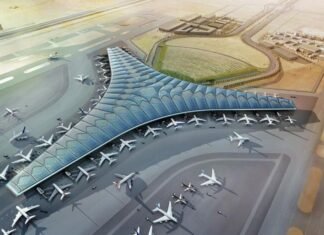 കുവൈത്ത് വിമാനത്താവളത്തിലെ ഇന്ധന ശേഖരത്തിന് നേരെ ഡ്രോൺ ആക്രമണം