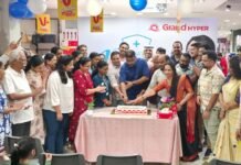 അന്താരാഷ്ട്ര നഴ്സസ് ദിനം ആഘോഷിച്ച് ഗ്രാൻഡ് ഹൈപ്പർ; ഇൻഫോക് (INFOK) പ്രതിനിധികളെ ആദരിച്ചു