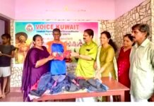 വോയ്സ് കുവൈത്ത് അഭയതീരത്തിൽ ഓണക്കോടികളും ഓണസദ്യയും നൽകി