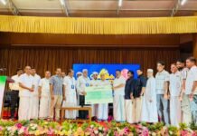 കുവൈത്ത് കെഎംസിസി സോഷ്യൽ സെക്യൂരിറ്റി സ്കീം; തളിപ്പറമ്പ് സ്വദേശിയുടെ കുടുംബത്തിന് ധനസഹായം കൈമാറി
